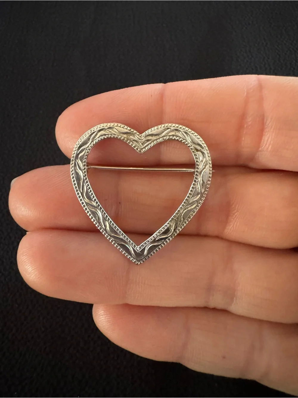 Vintage JF Sterling Silver Engraved Open Heart Brooch Pin 1”